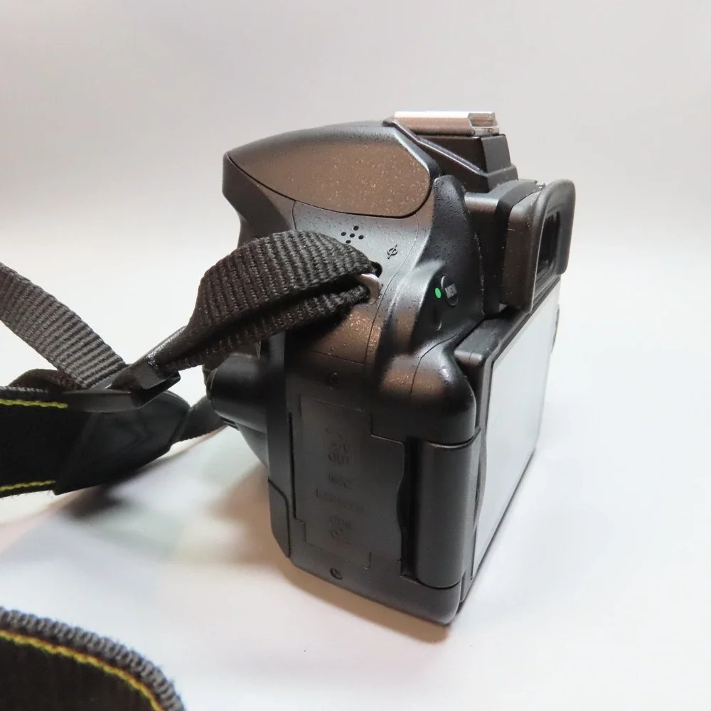 Nikon D5200 24.1MP DSLR Camera Body Only. Very Good Condition‎